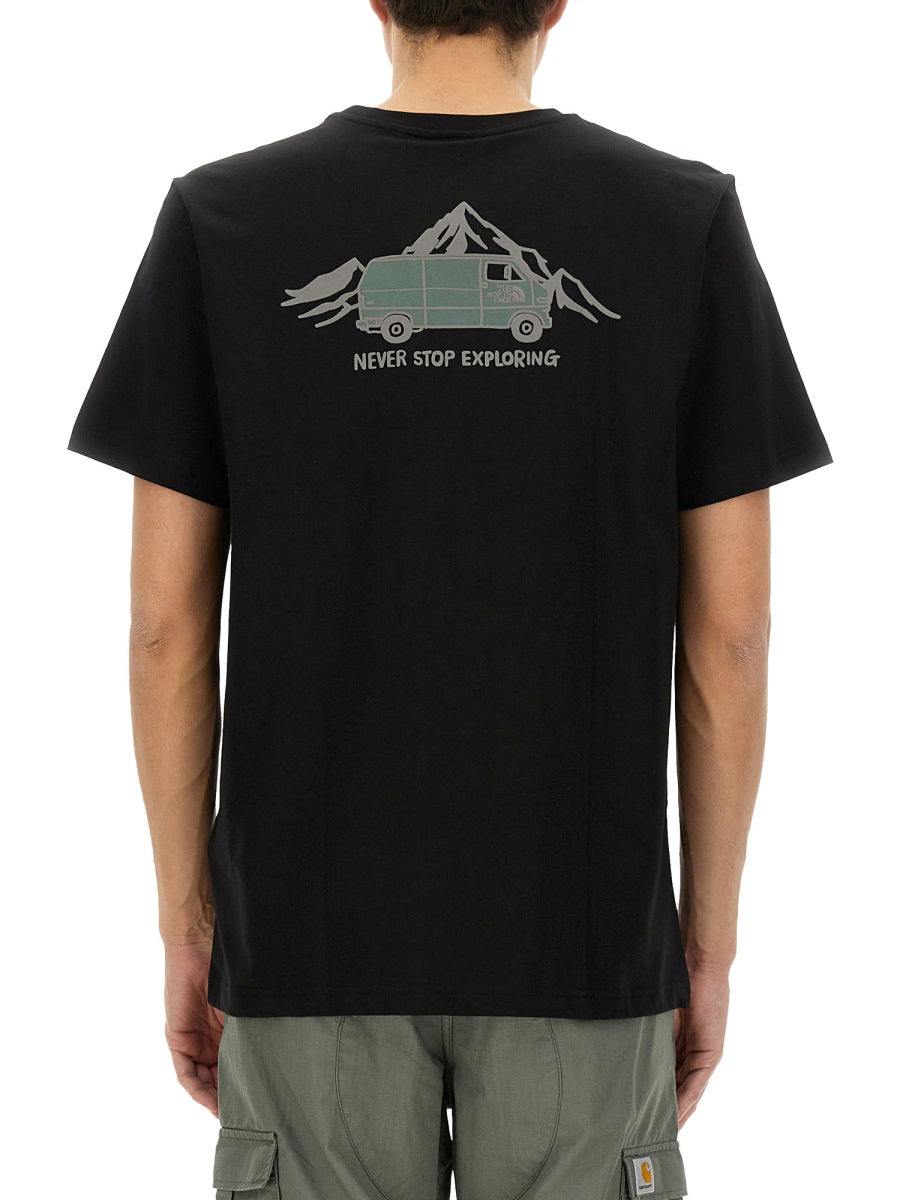 OUTDOOR GRAPHIC T-SHIRT