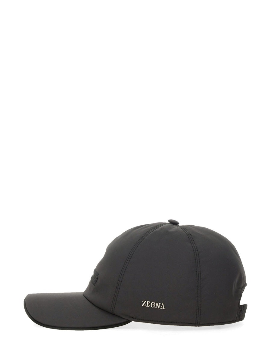 BASEBALL HAT WITH LOGO