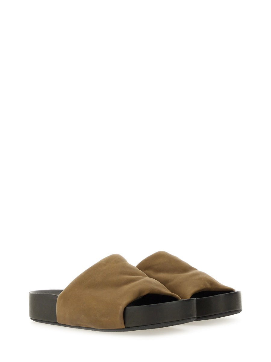 LEATHER SANDAL