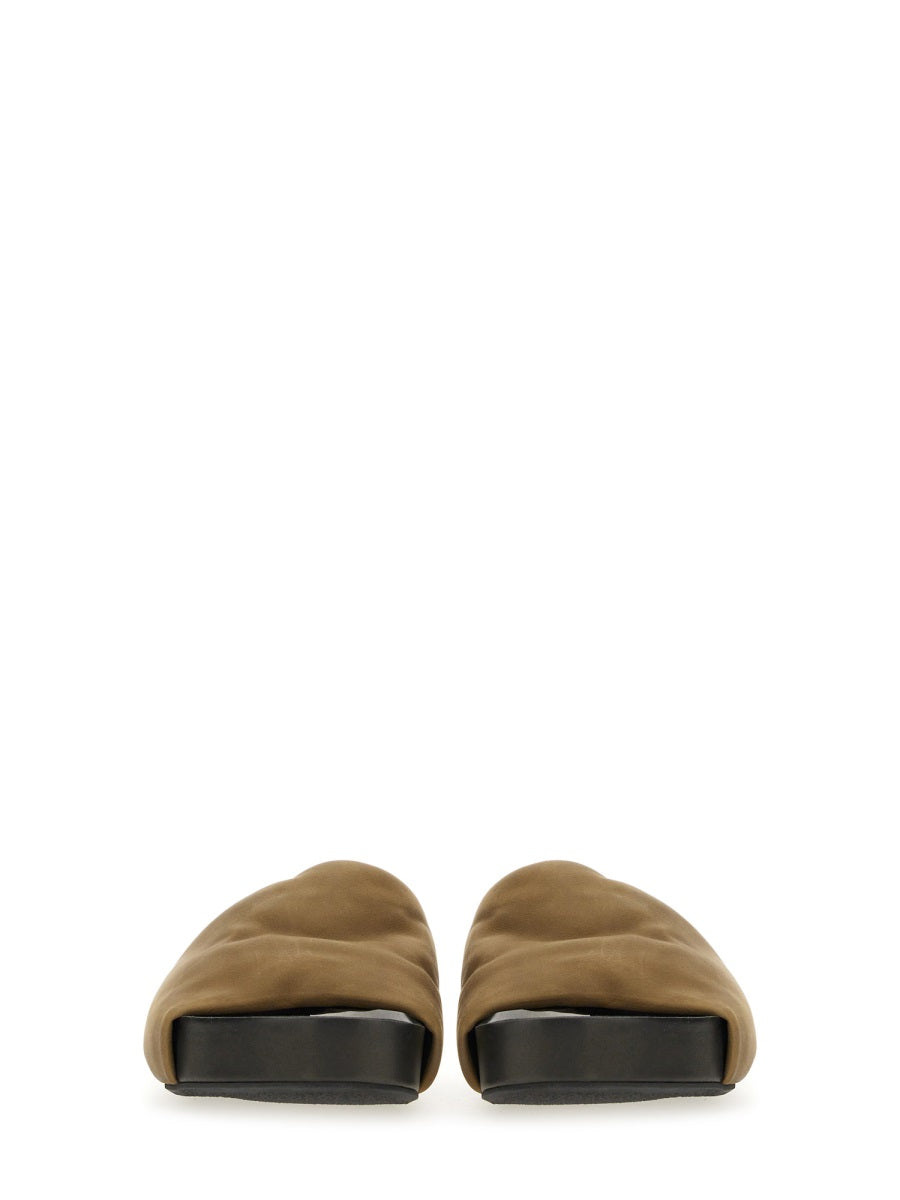 LEATHER SANDAL