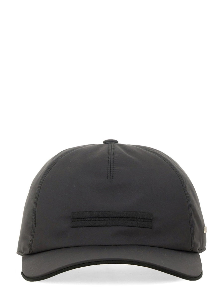 BASEBALL HAT WITH LOGO