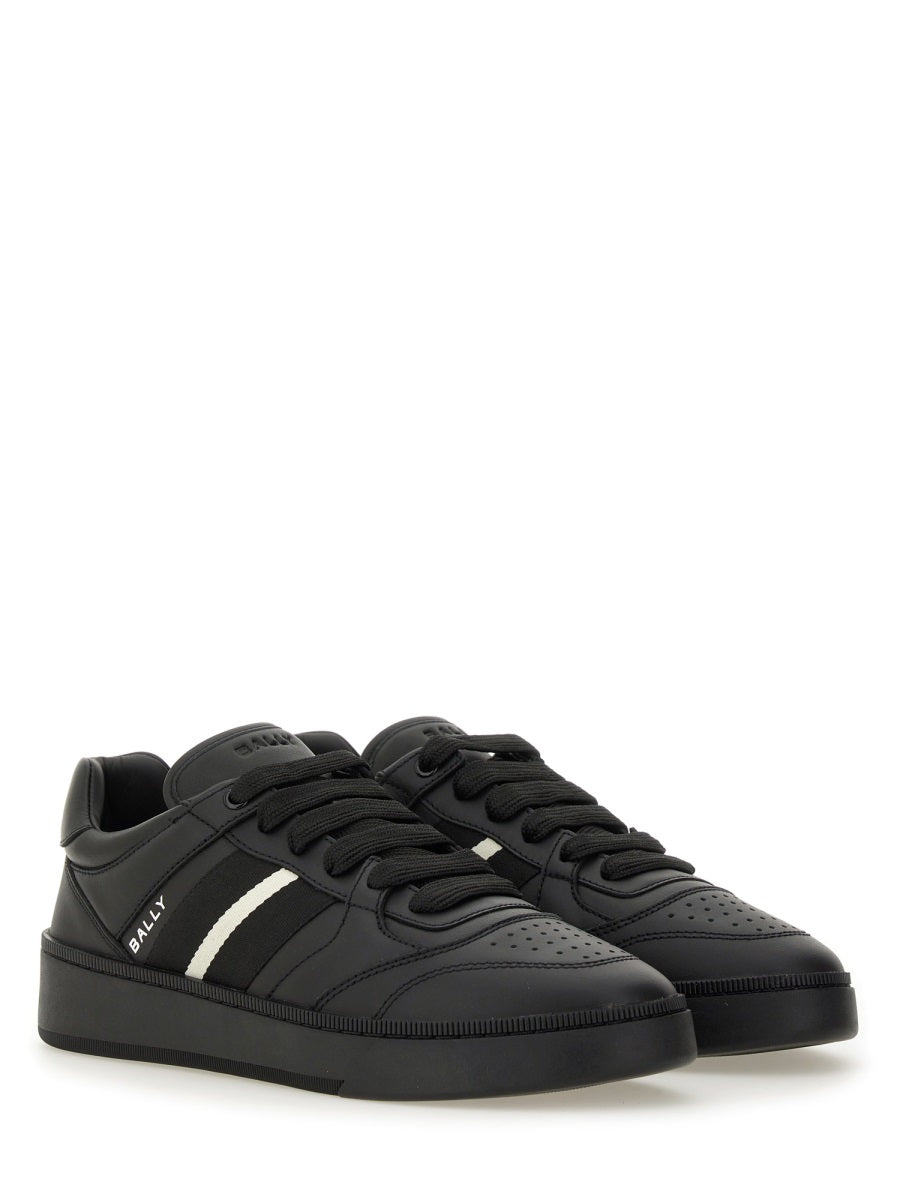 SNEAKER "REBBY"