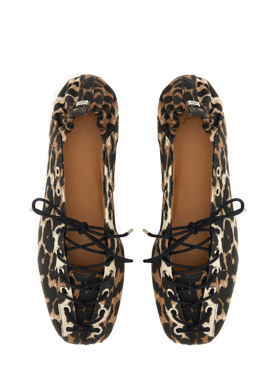BALLERINA LACE-UP