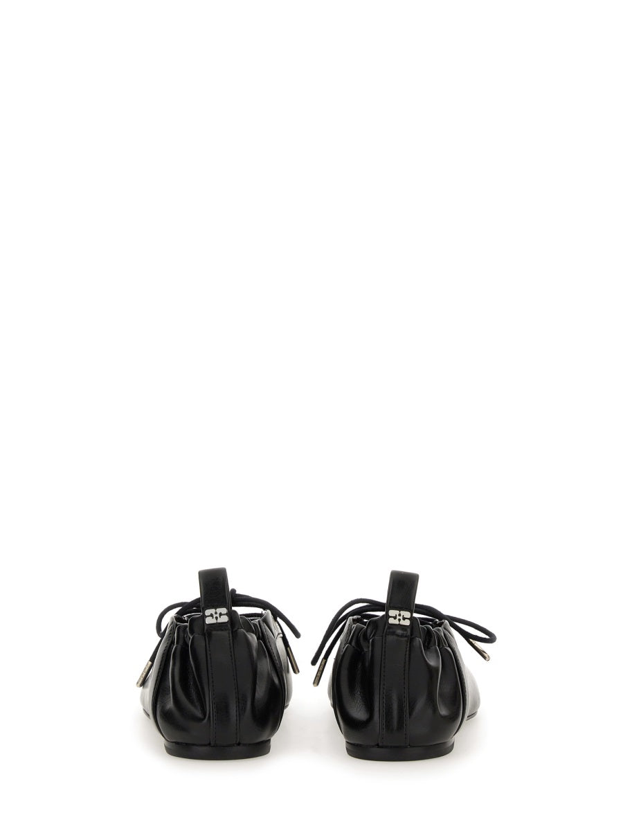 BALLERINA LACE-UP