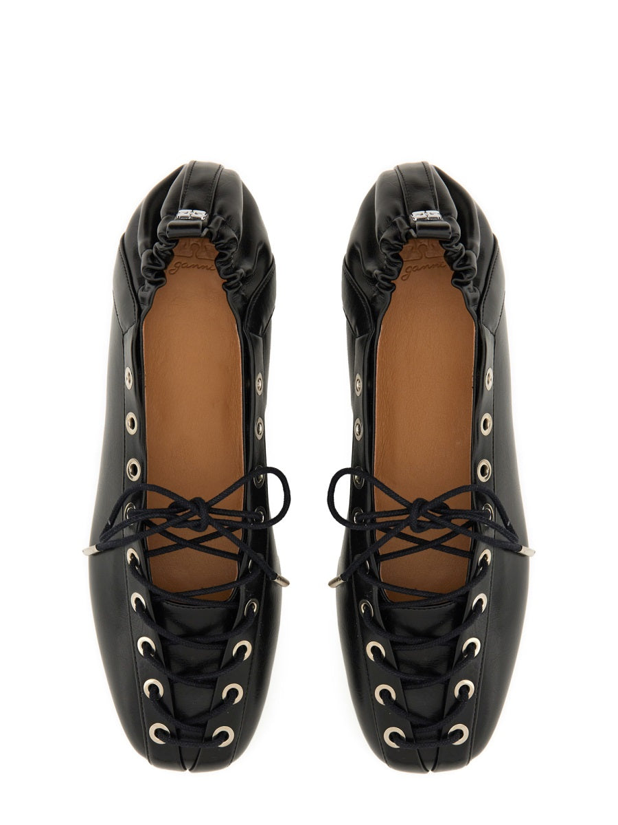 BALLERINA LACE-UP