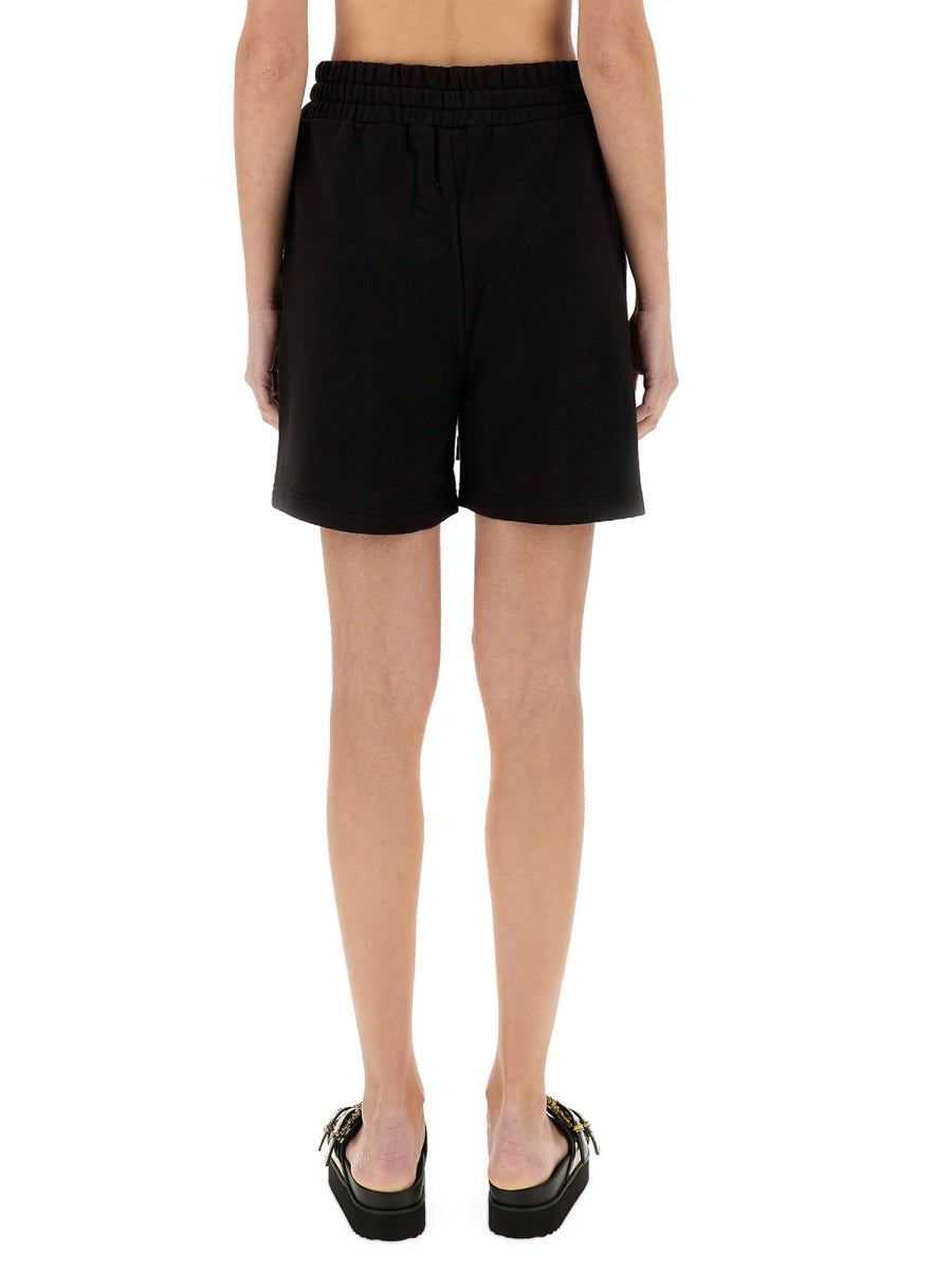 SPORTS SHORTS "V-EMBLEM"
