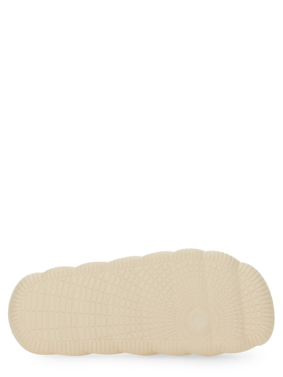 SLIDE SANDAL