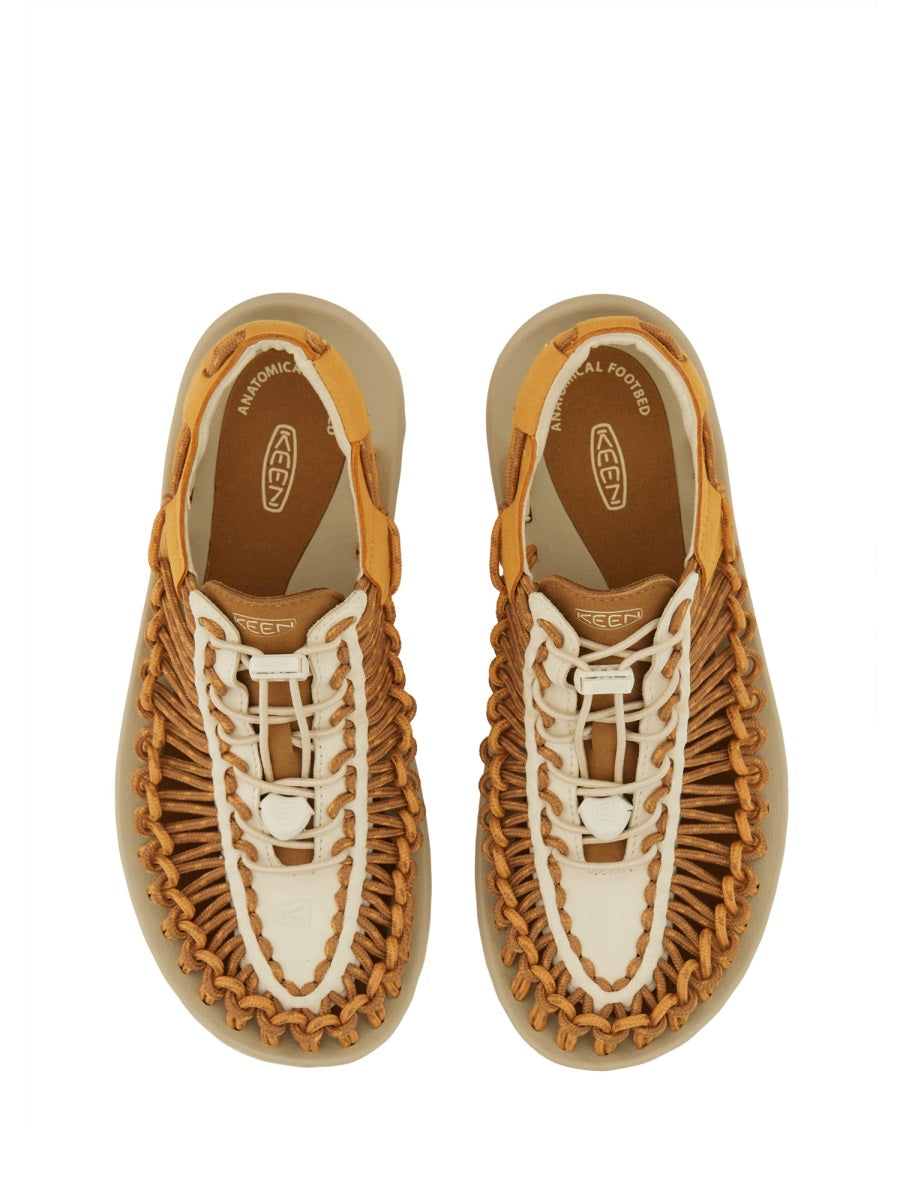 "UNEEK W-OAK" SANDAL