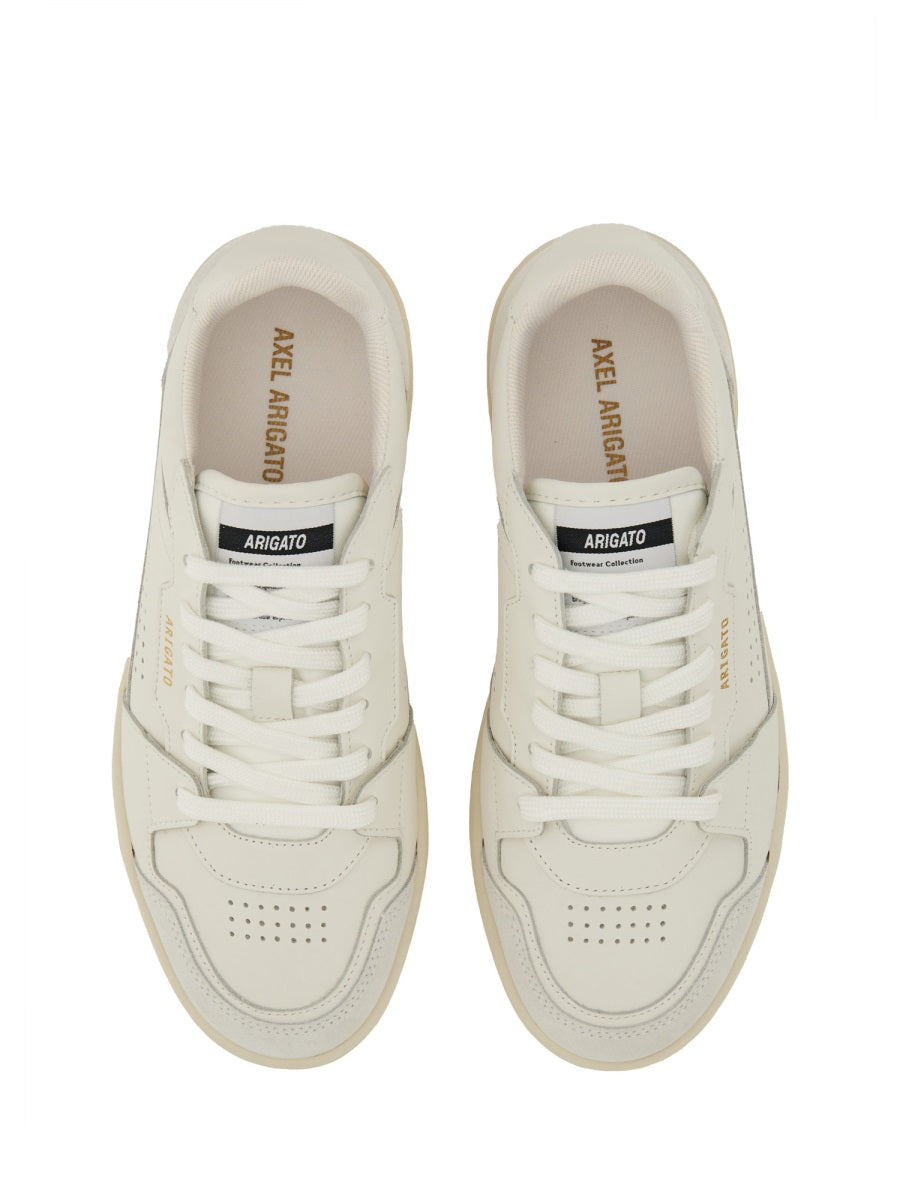 SNEAKER "SAYS IT"
