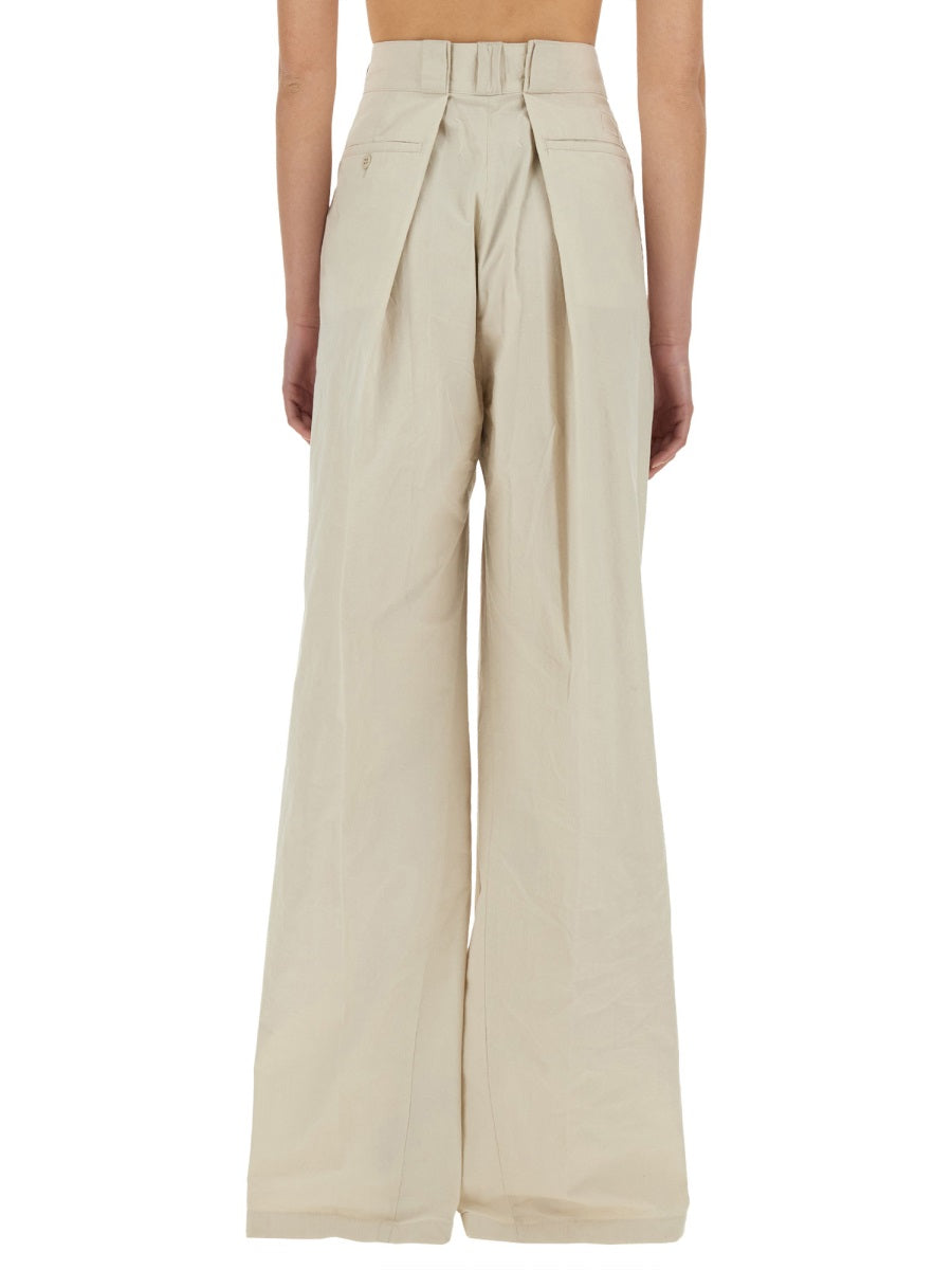 PANTS WITH PLEATS