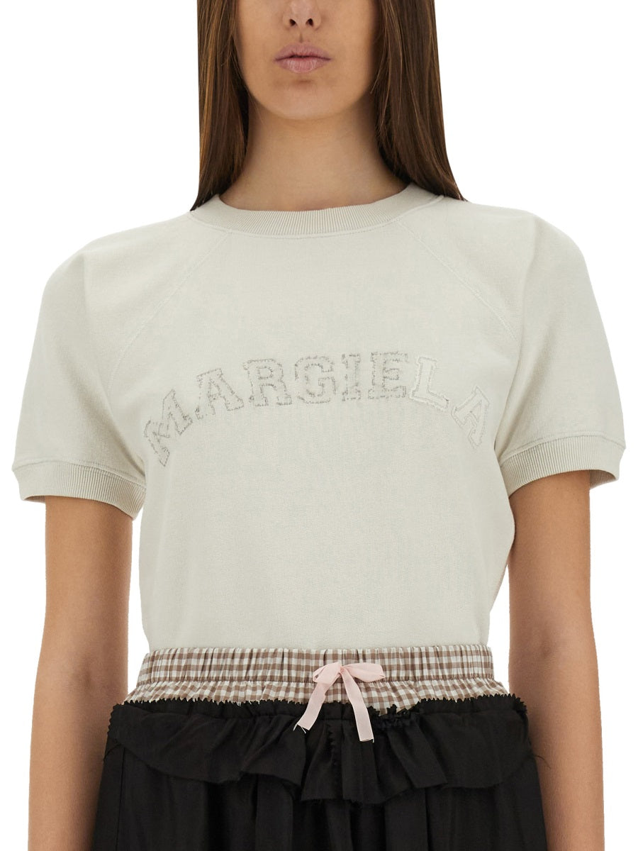 SHORT-SLEEVED SWEATSHIRT