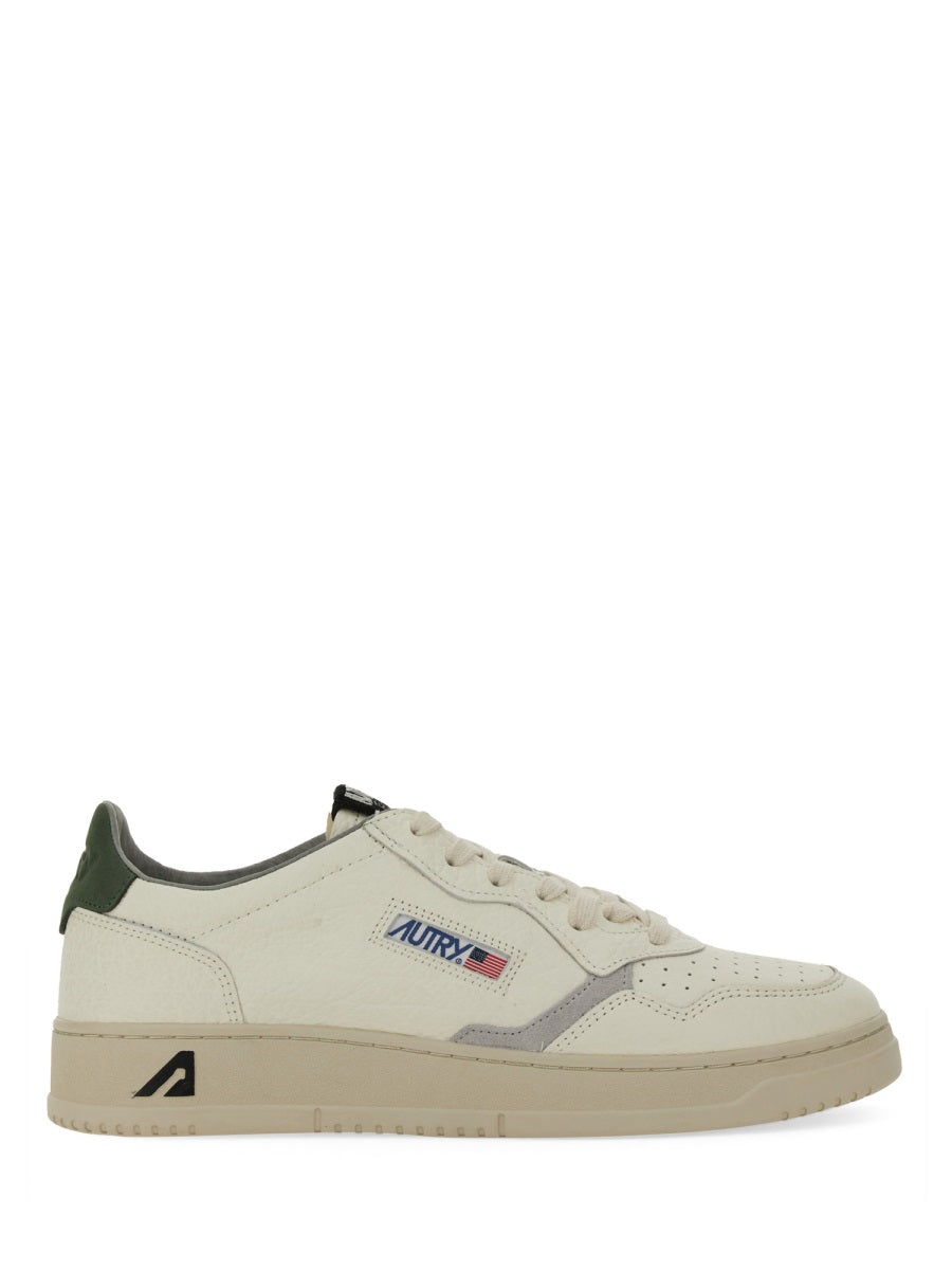 SNEAKER MEDALIST LOW