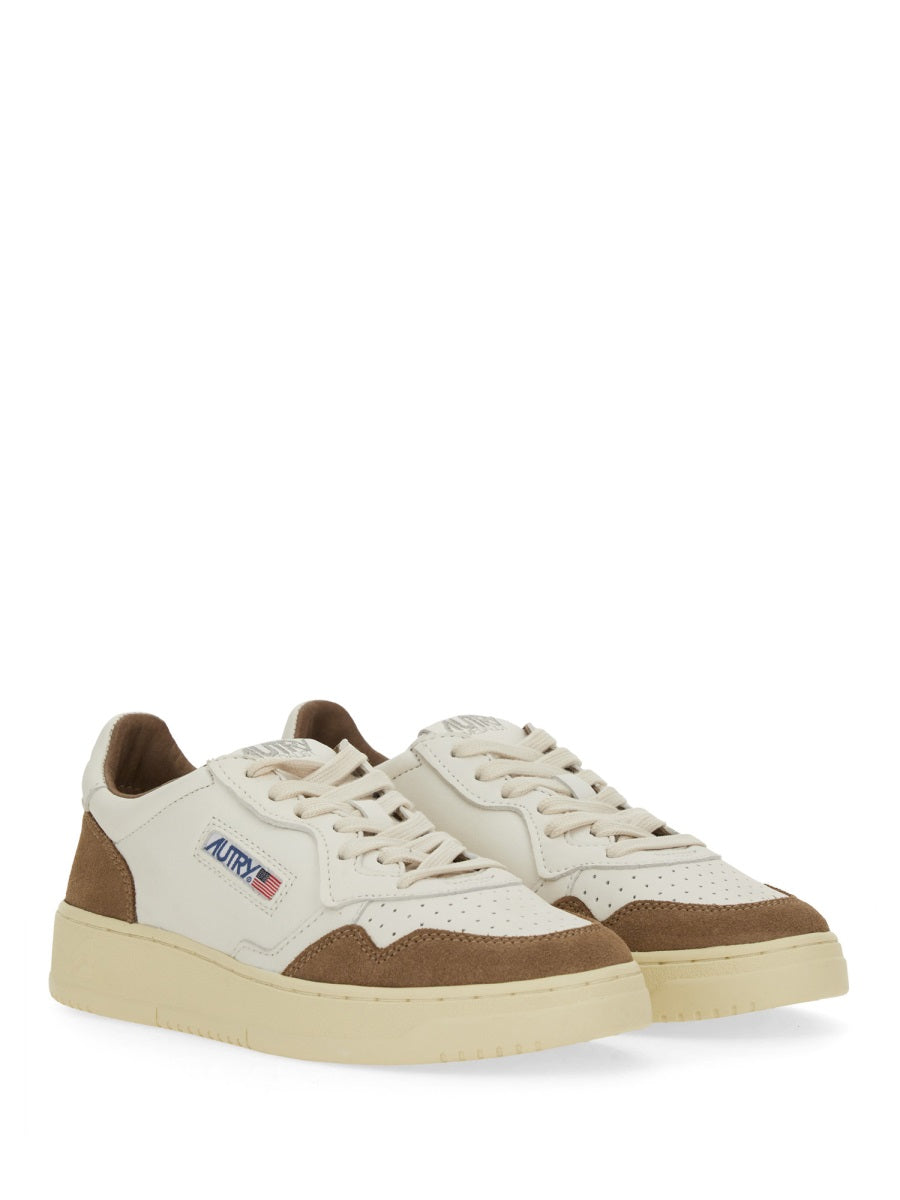 MEDALIST LOW SNEAKER