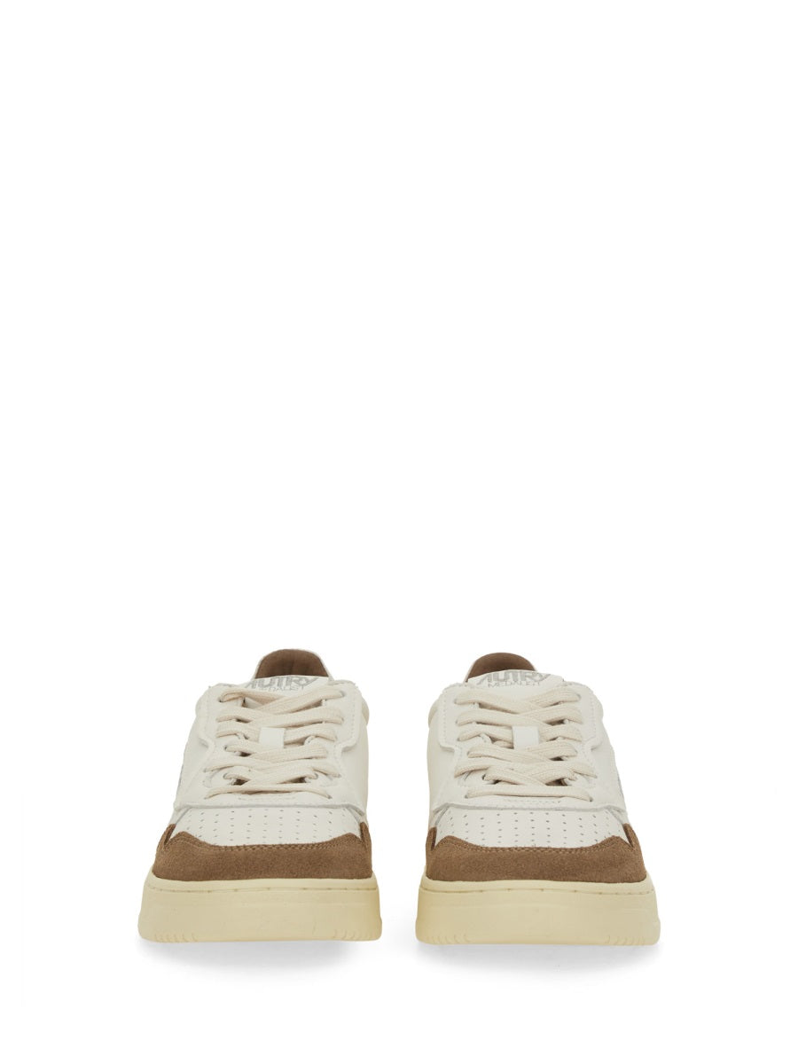 MEDALIST LOW SNEAKER