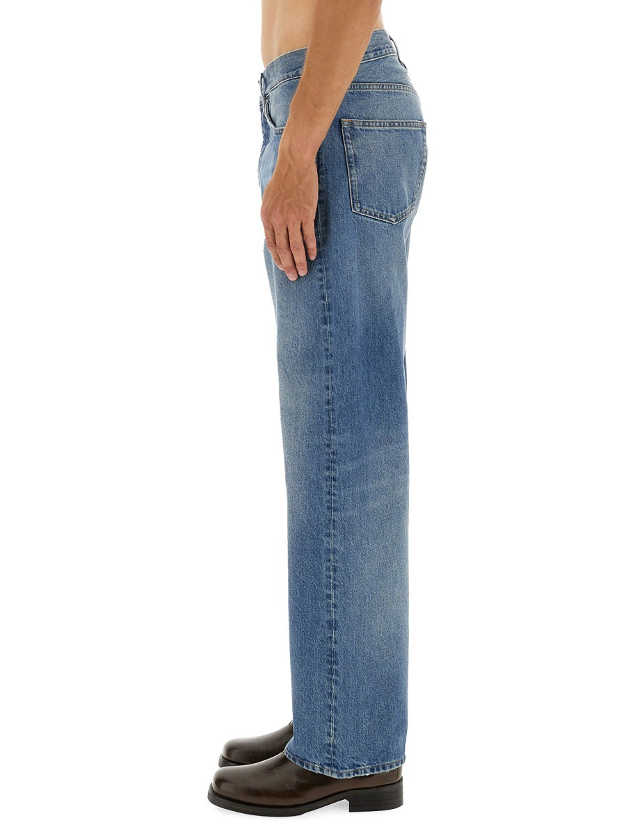 LOOSE FIT JEANS