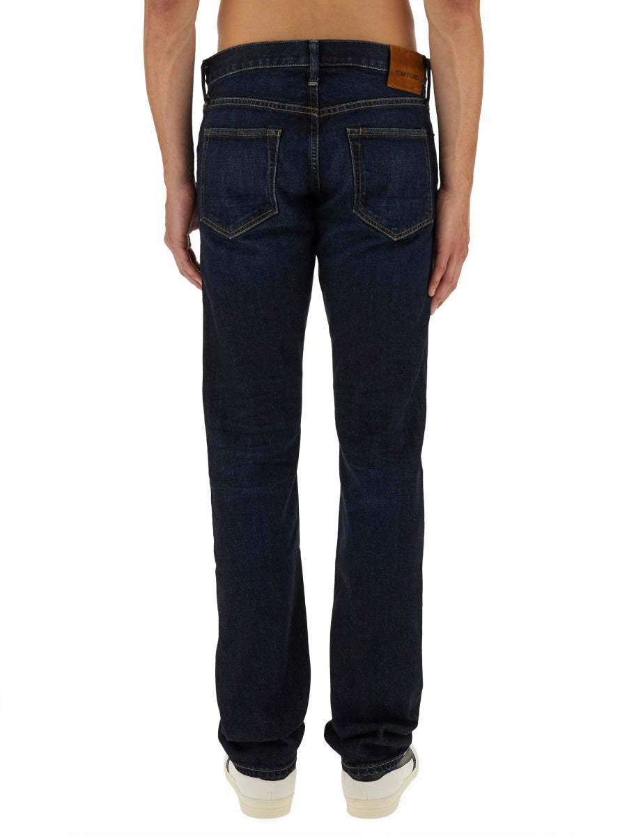 STRAIGHT FIT JEANS