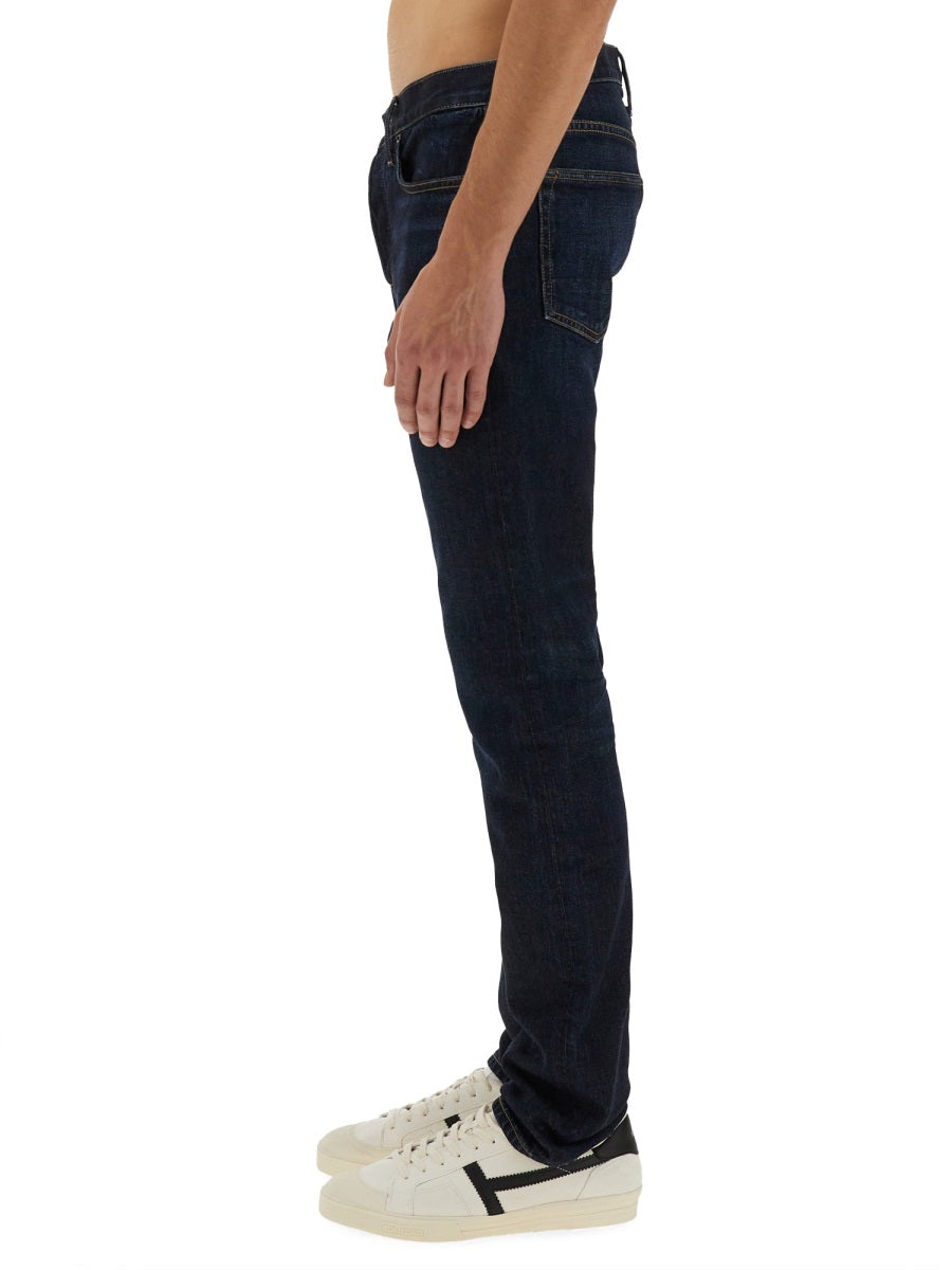 STRAIGHT FIT JEANS
