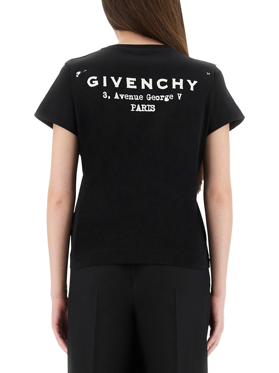 T-SHIRT WITH LOGO