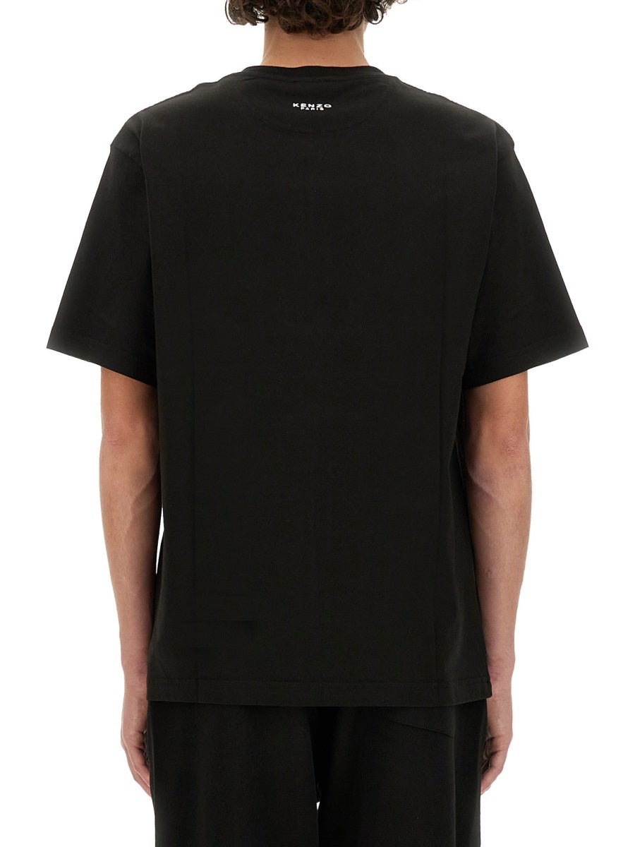 T-SHIRT WITH LOGO PATCH