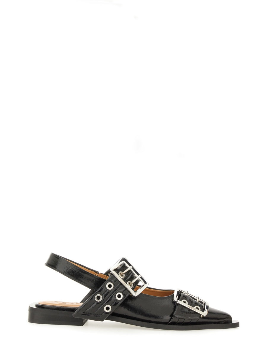 BALLERINA WITH BUCKLE