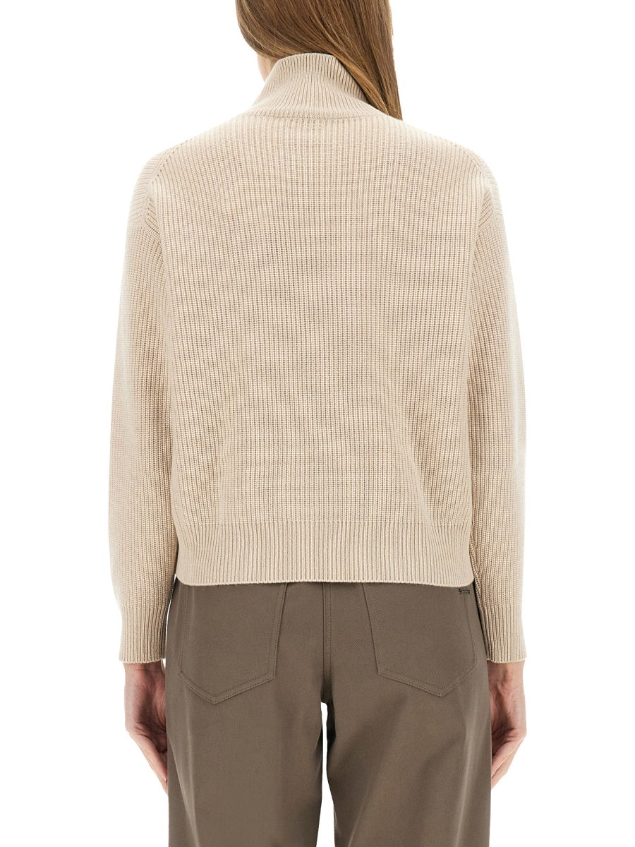 CASHMERE SWEATER