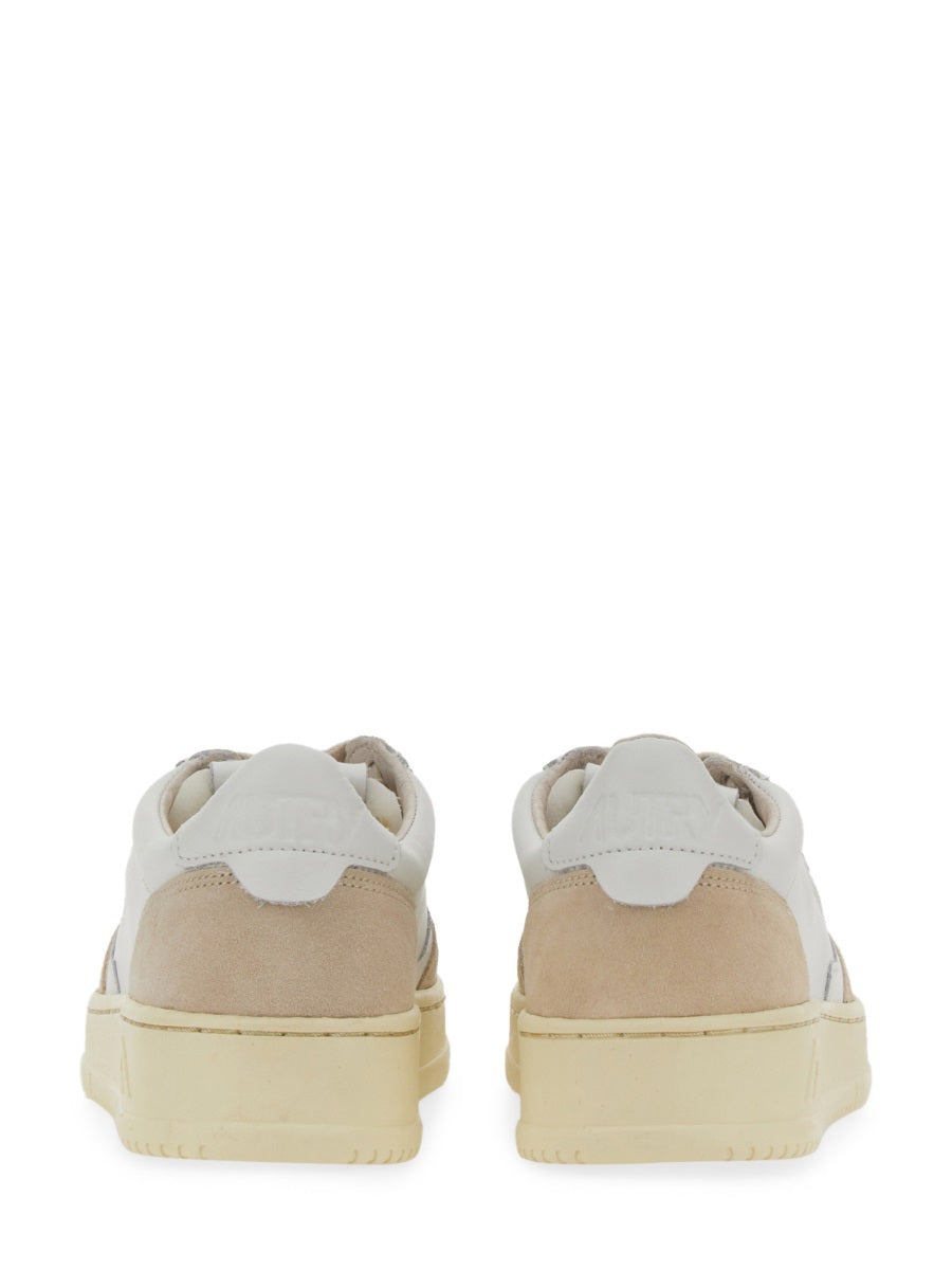 MEDALIST LOW SNEAKERS