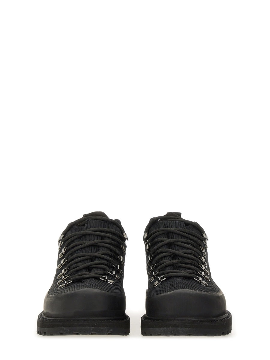 LOW HIKING SHOE "ROCK"