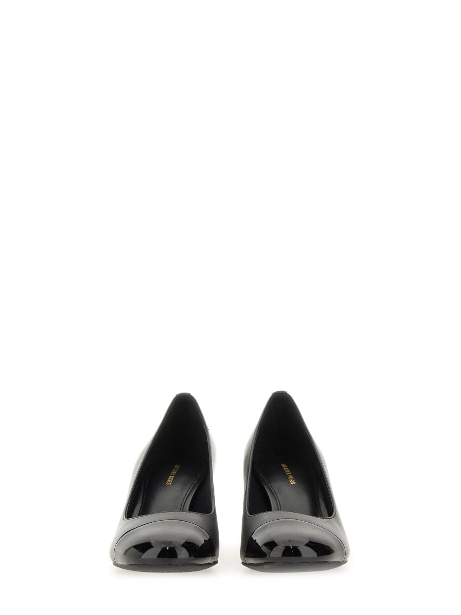 "PEARL FLEX" LEATHER PUMPS