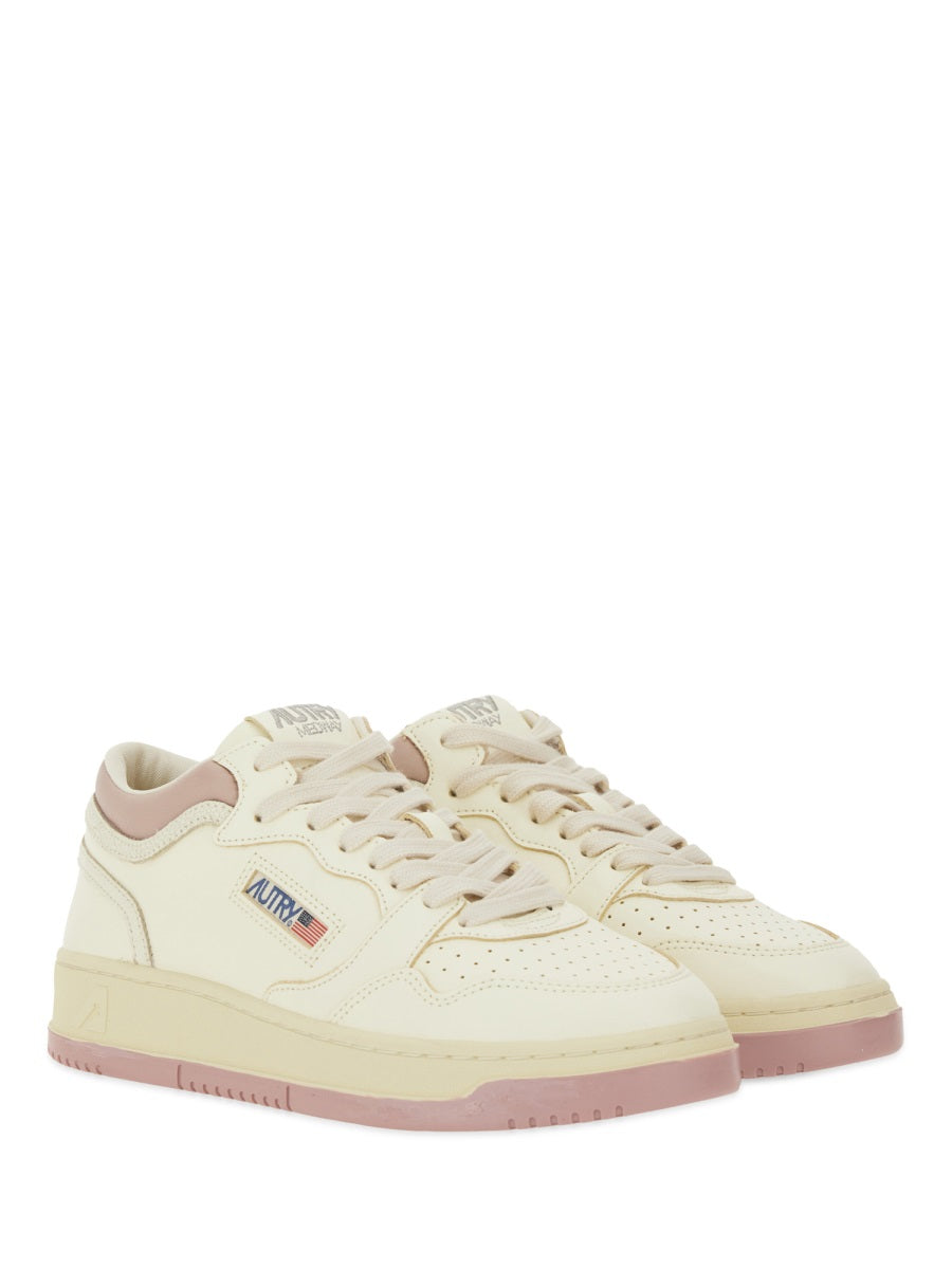 "MED-WAY" SNEAKER