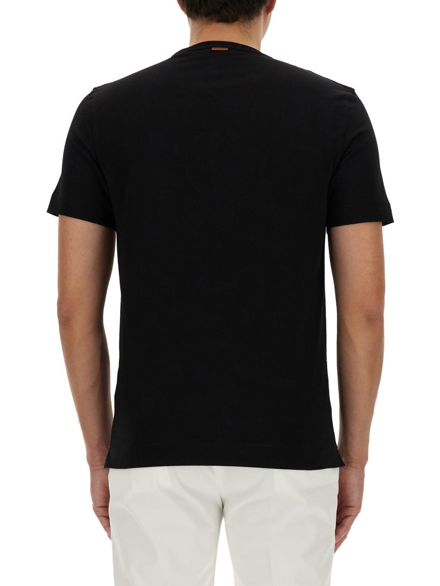 T-SHIRT WITH LOGO