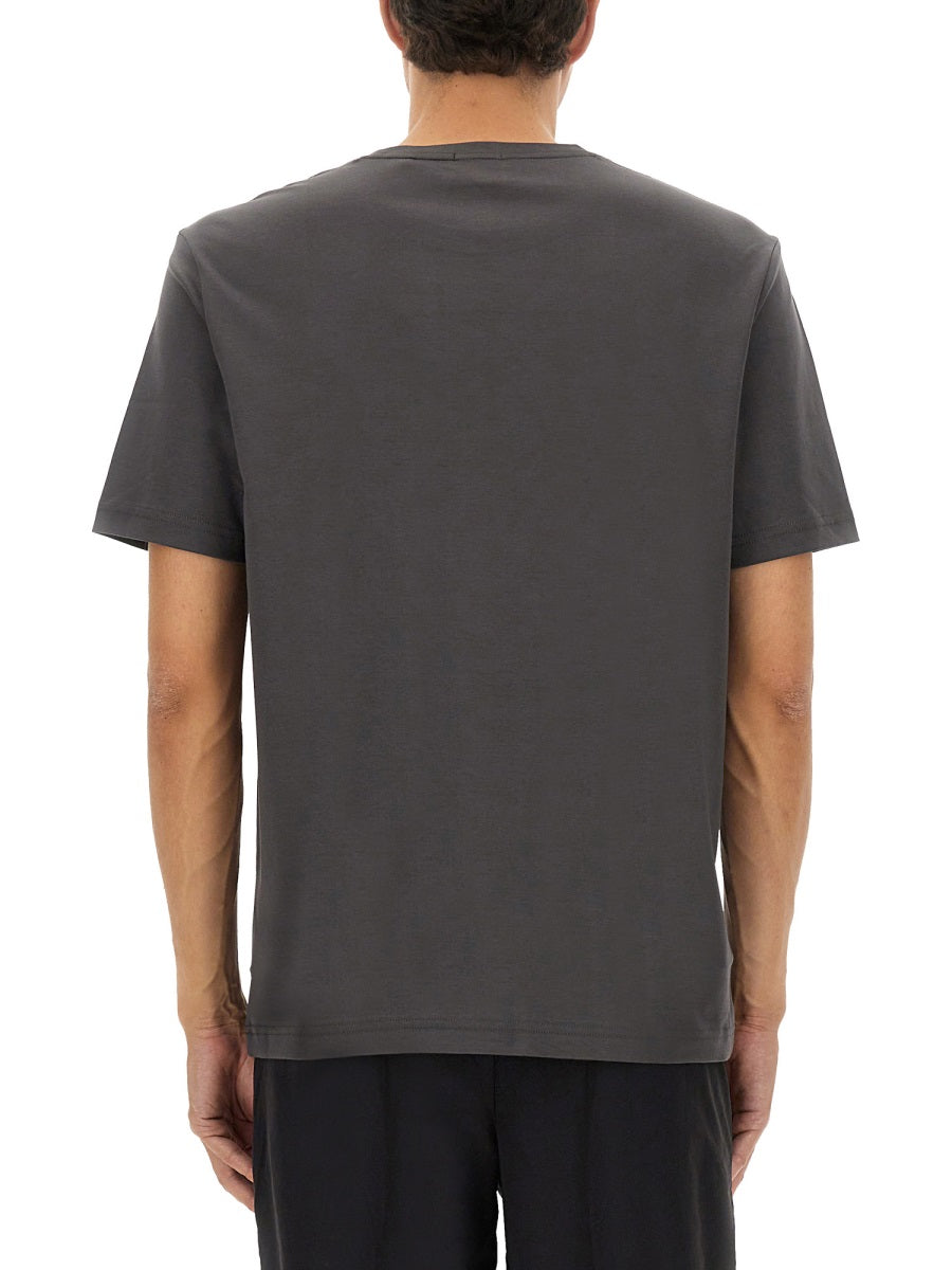 T-SHIRT WITH LOGO