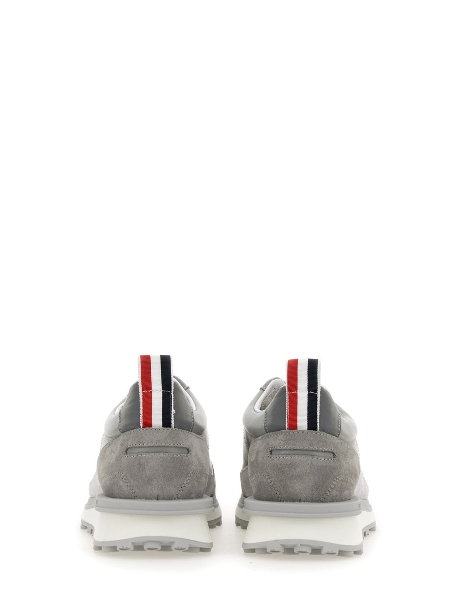 SNEAKER WITH LOGO
