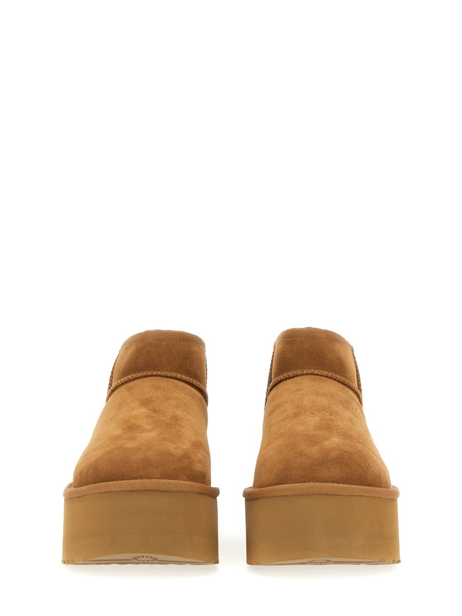 CLASSIC ULTRA MINI BOOT WITH PLATFORM