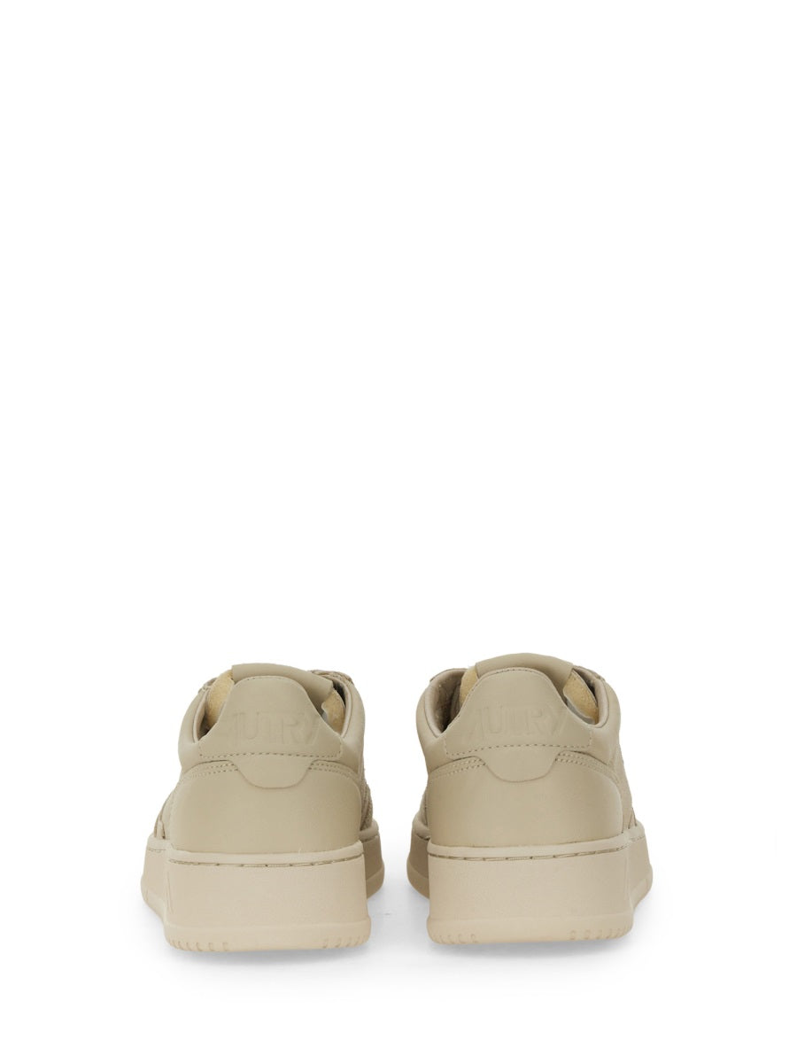 "MEDALIST LOW" SNEAKER