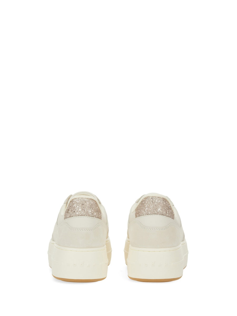 LEATHER SNEAKER