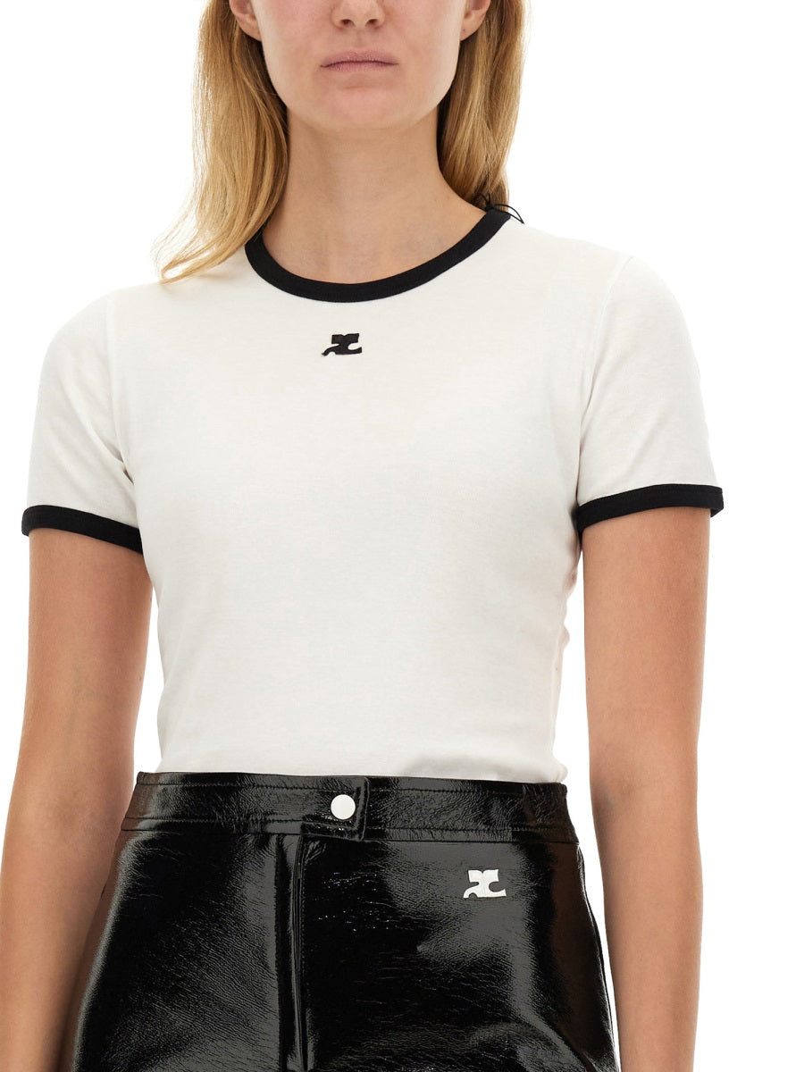 T-SHIRT WITH LOGO