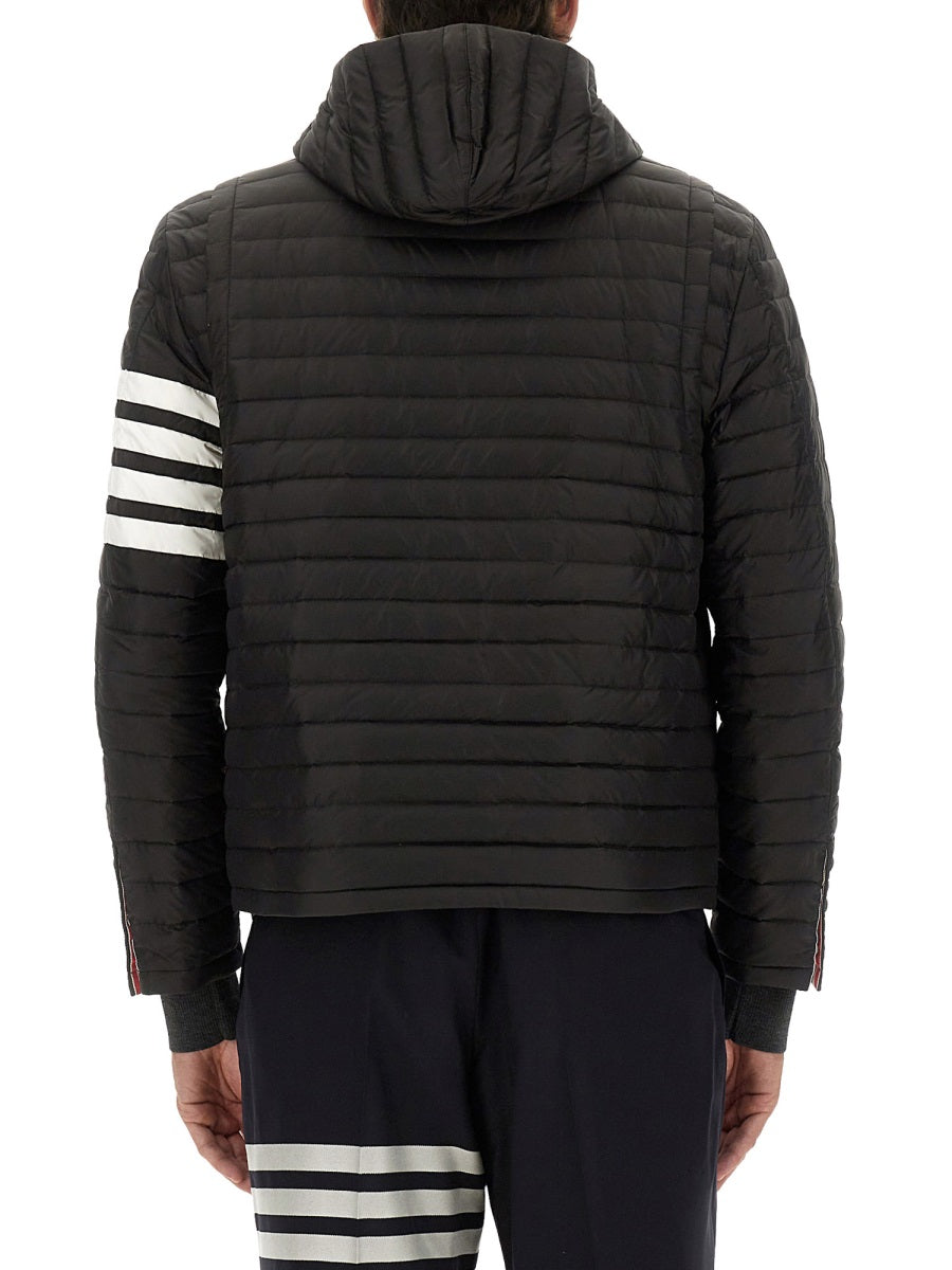 DOWN JACKET WITH HOOD