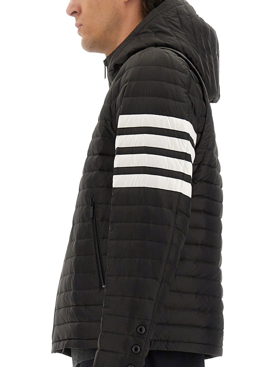 DOWN JACKET WITH HOOD
