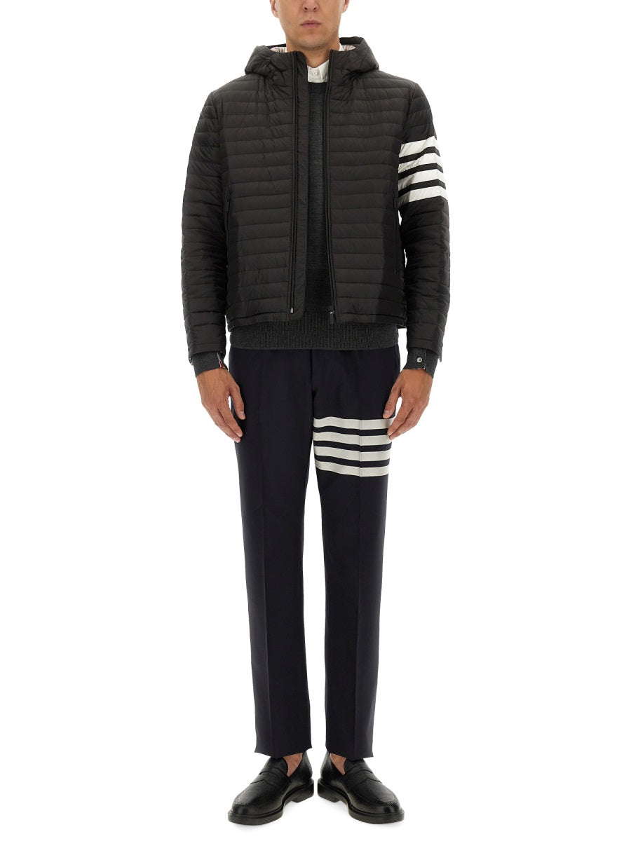 DOWN JACKET WITH HOOD