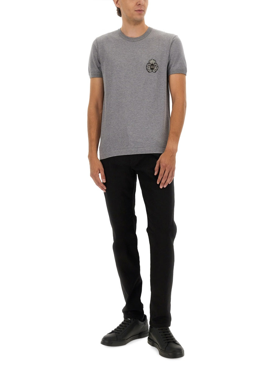 "BEE AND CROWN" EMBROIDERED T-SHIRT