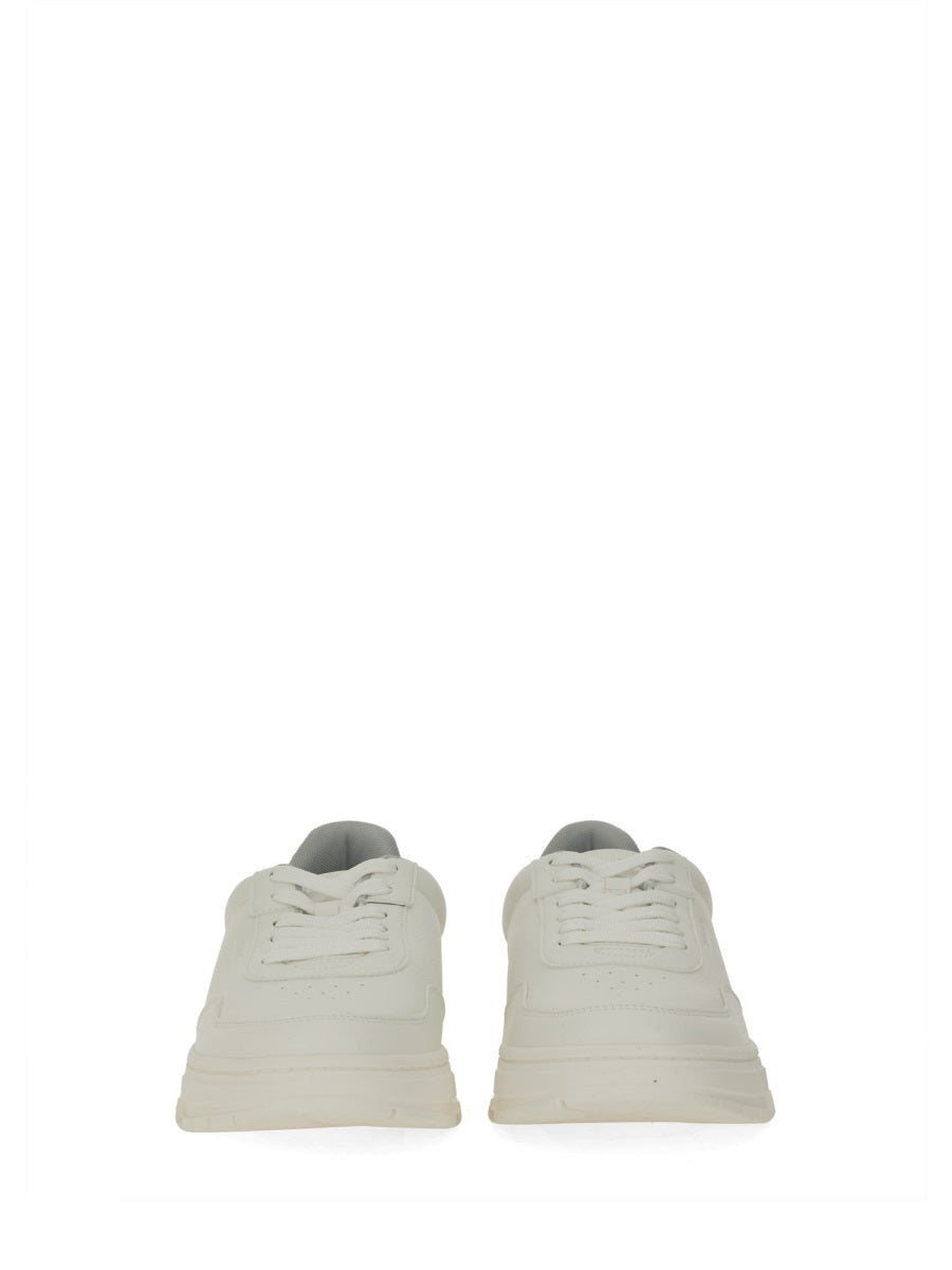 SNEAKER WITH ZIGZAG DETAIL