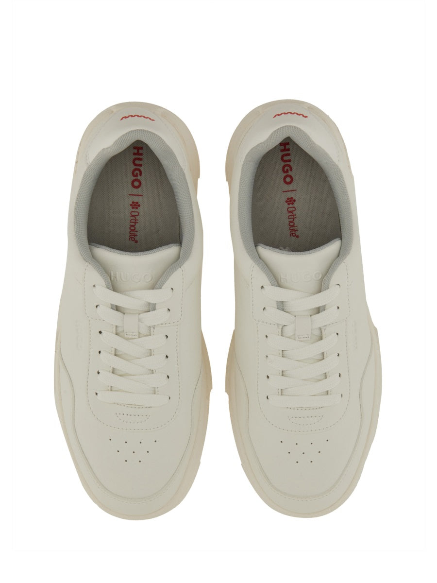 SNEAKER WITH ZIGZAG DETAIL