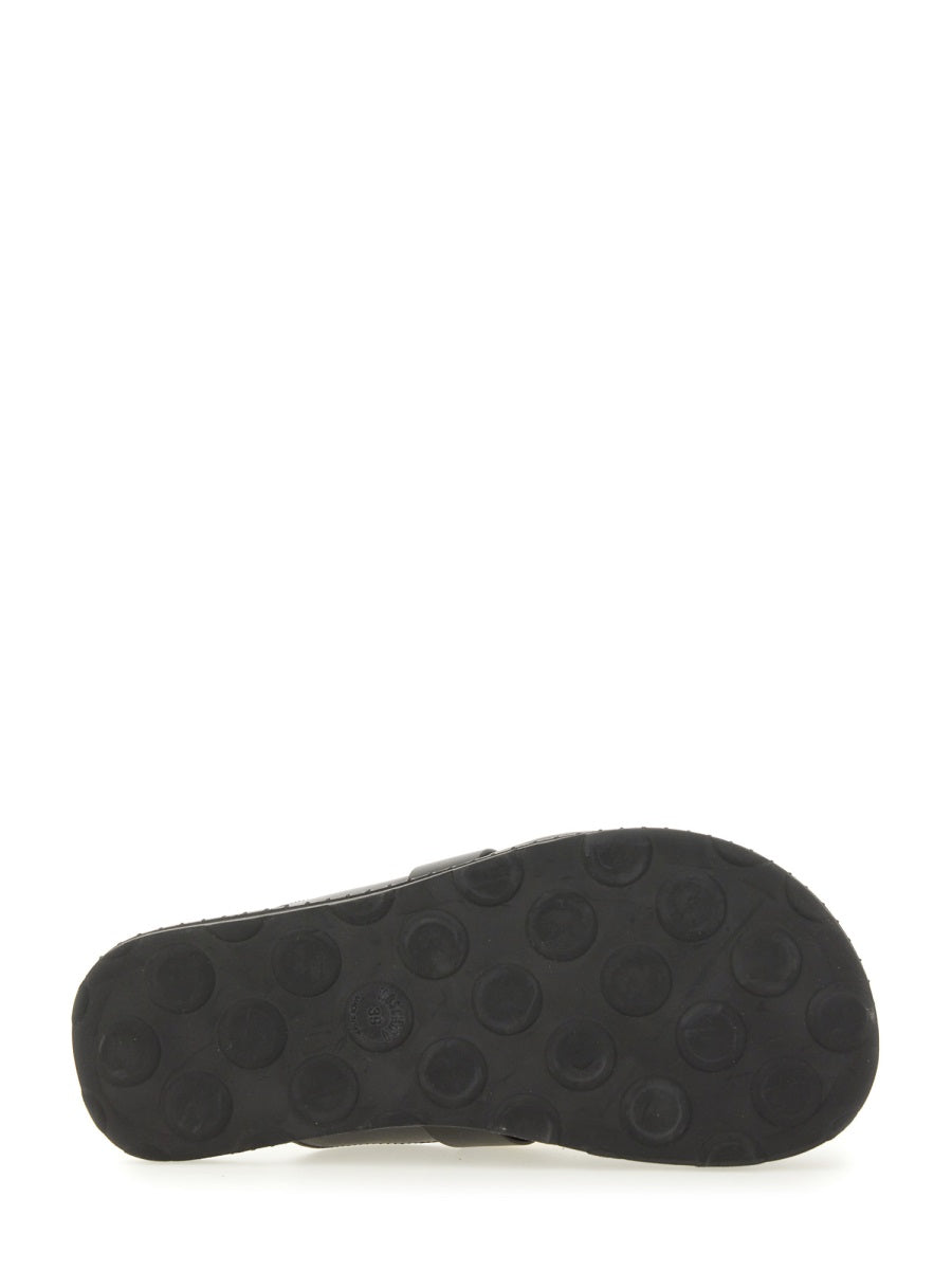 SABOT WITH LOGO LETTERING