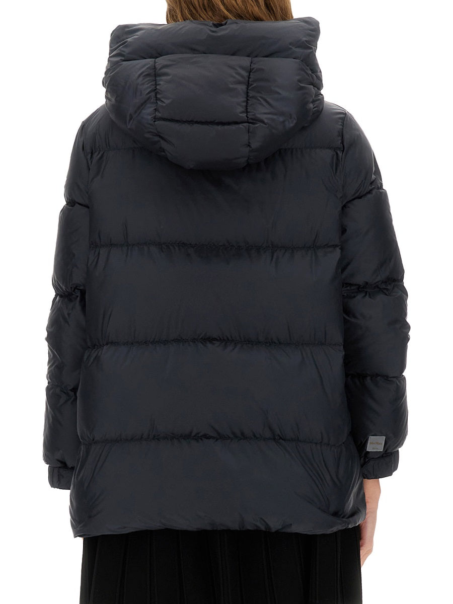 DOWN JACKET WITH HOOD