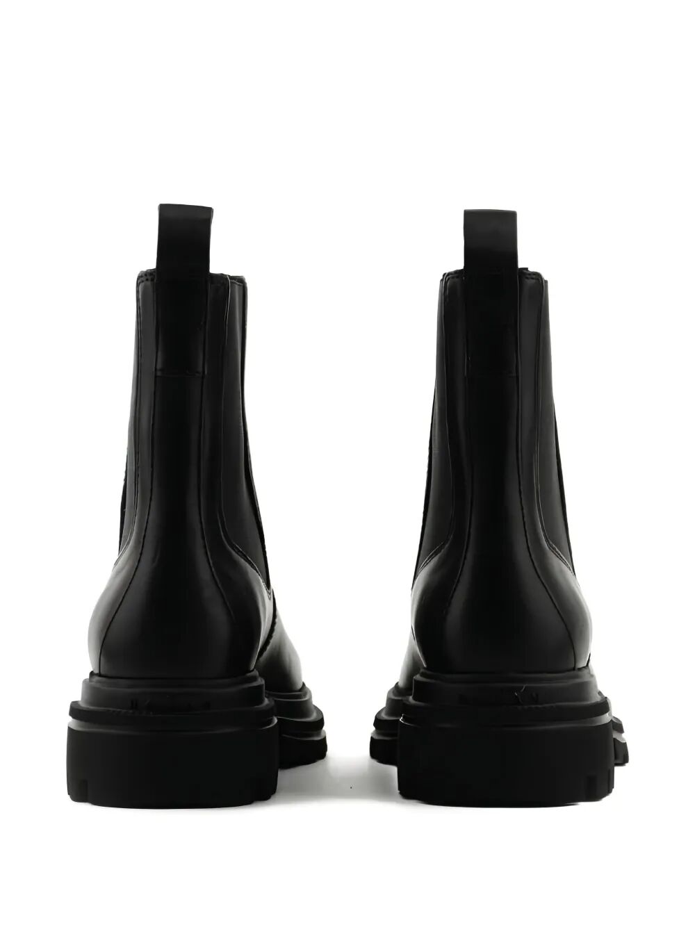 CHELSEA BOOTS