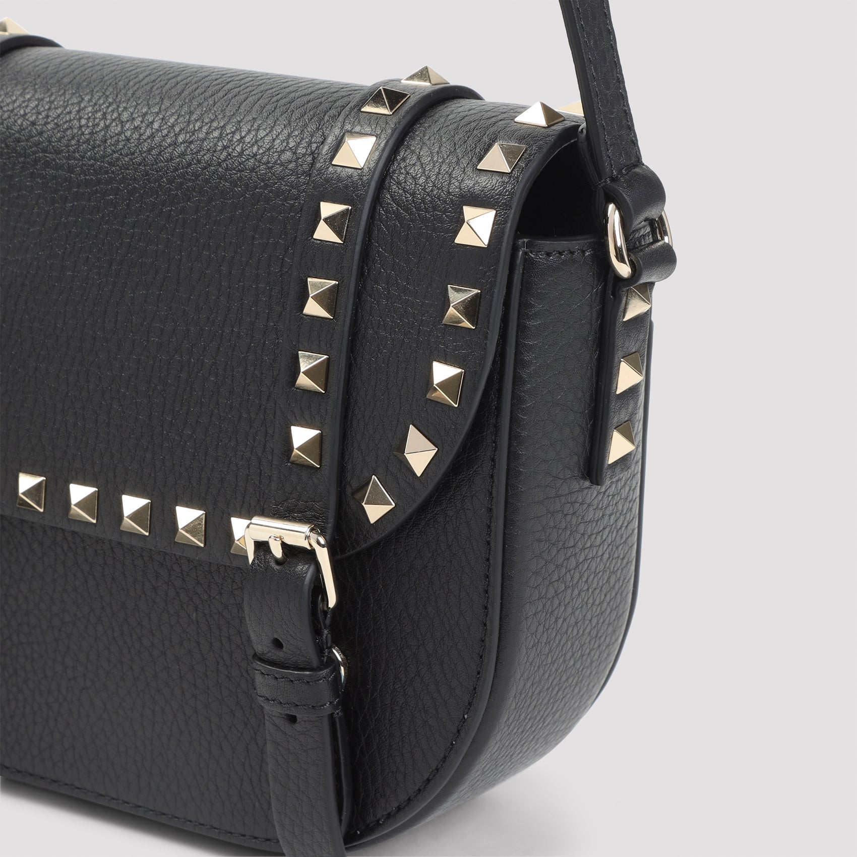 Rockstud Small Messenger Shoulder Bag