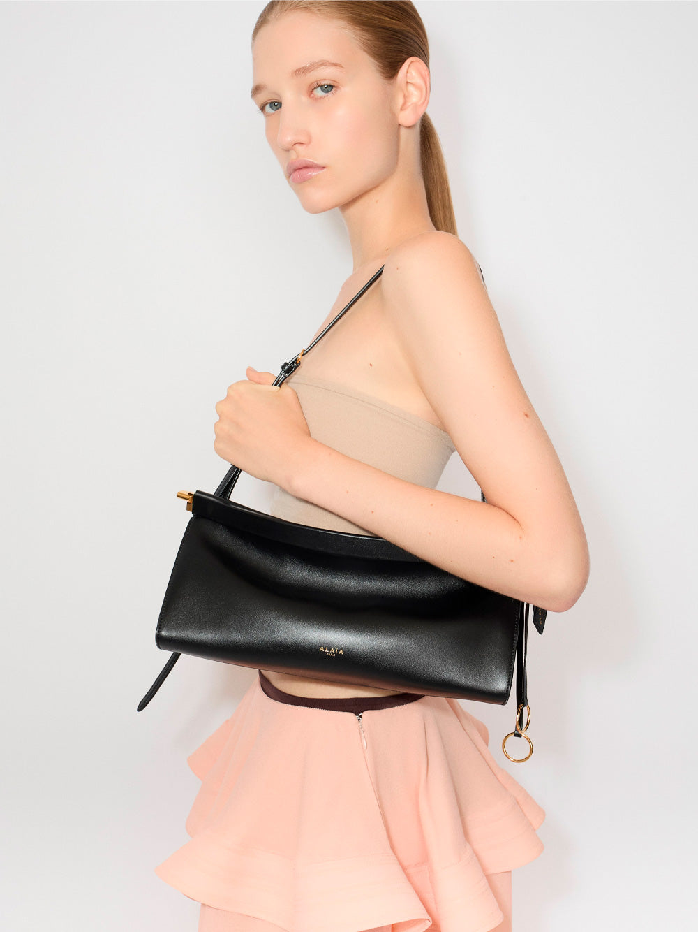 LE CLICK EAST WEST LEATHER MEDIUM BAG