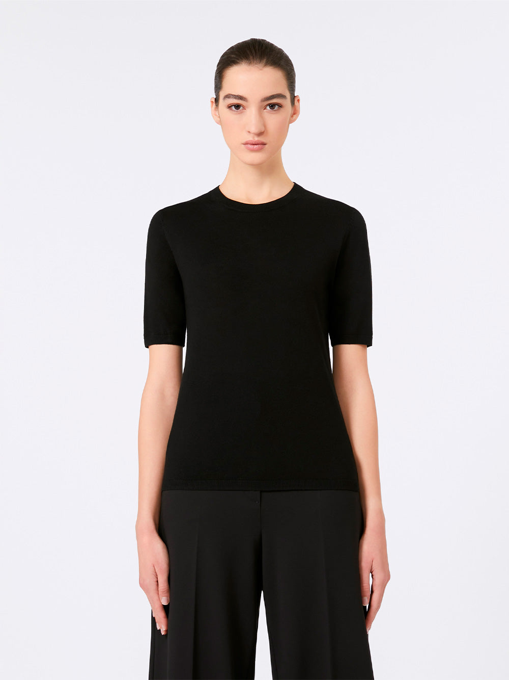 SHORT-SLEEVED BASIC WOOL SWEATER