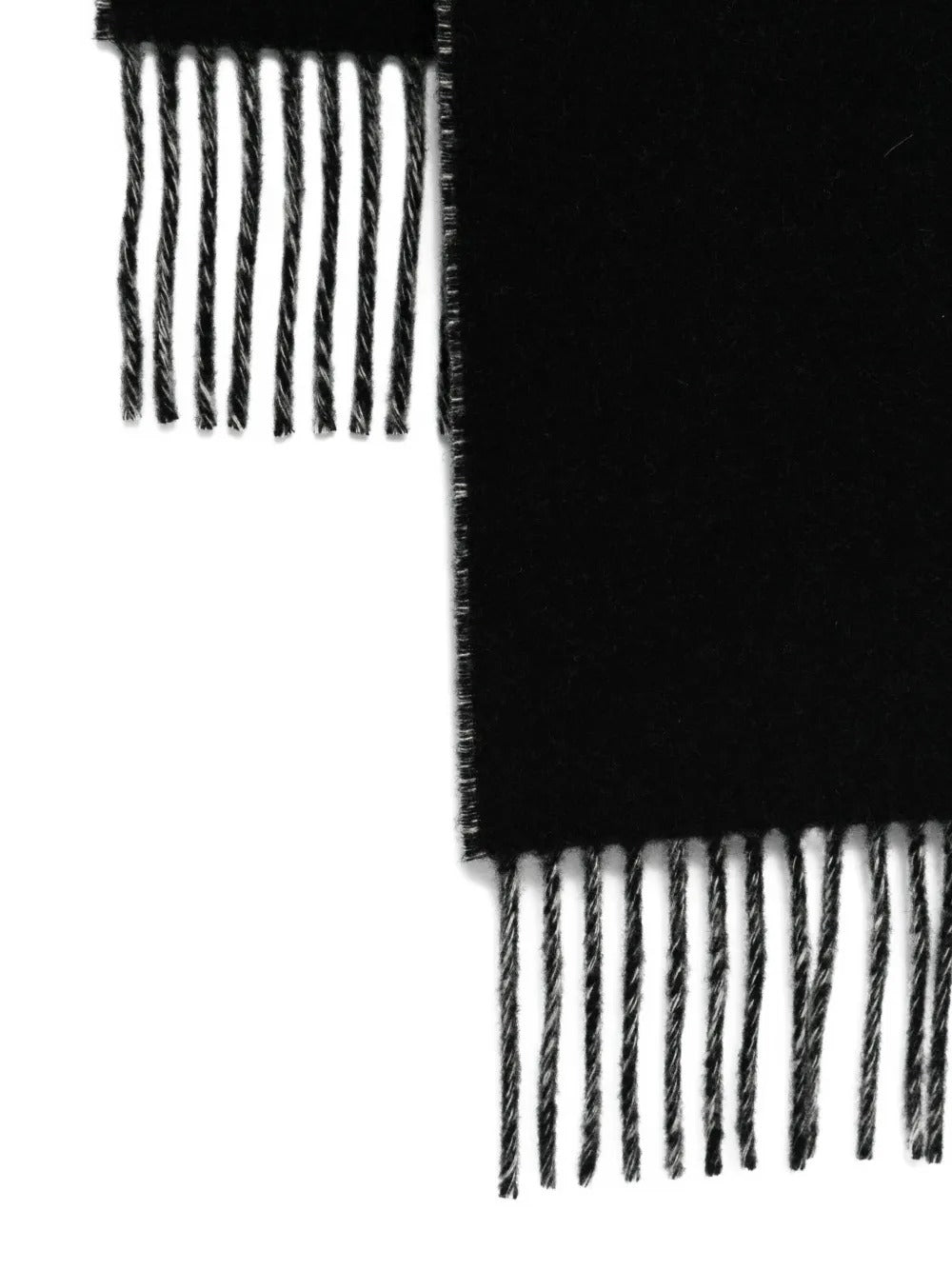 L`ECHARPE JACQUEMUS