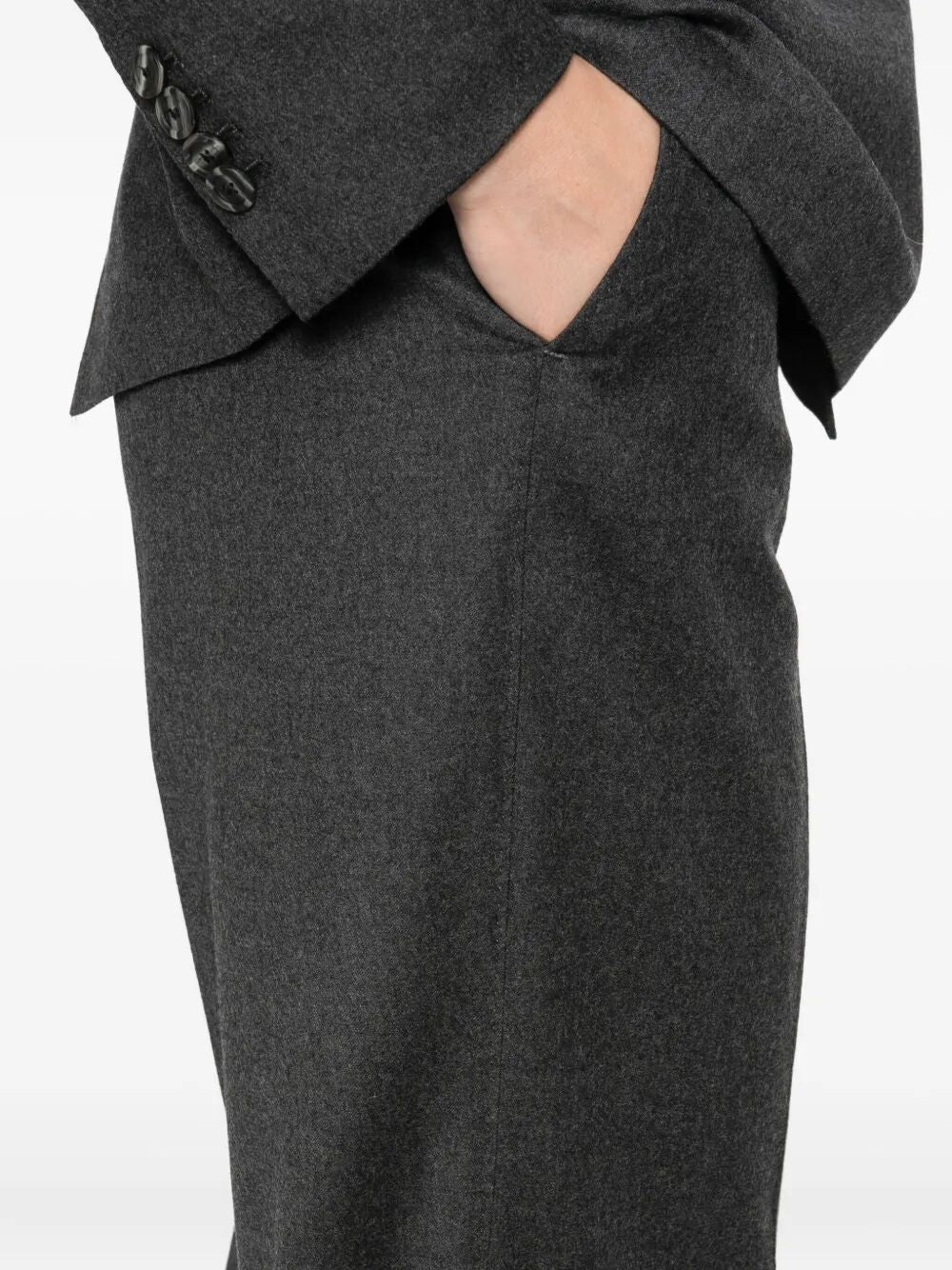 WOOL AND SILK PLEATED SUIT